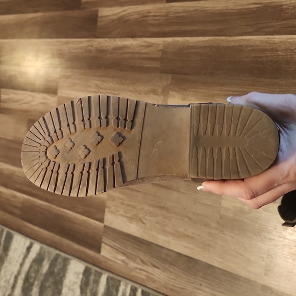 Steve Madden Taupe Suede Boots Size 7 Worn Only 2x!!! - Picture 6 of 7